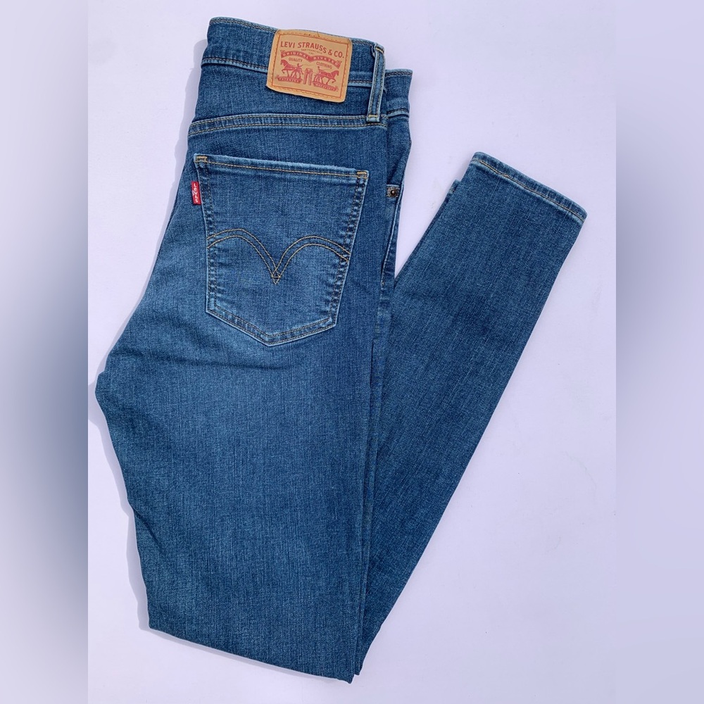 Levi’s Mile High Super Skinny Jeans